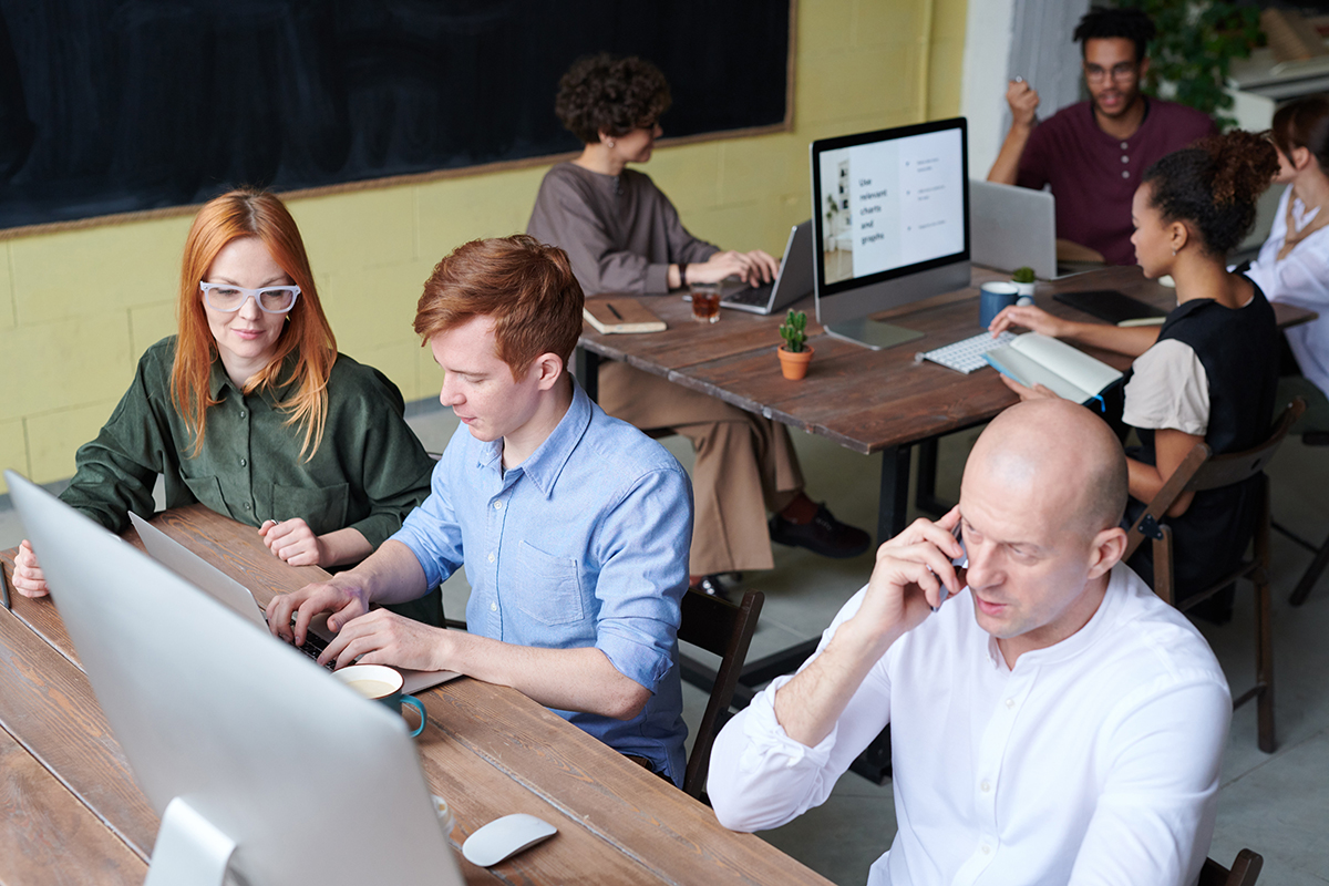 photo-of-man-in-front-of-computer-3182748